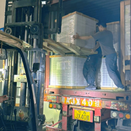 Lô Hàng Khẩn Cấp Dù Bão Hay Nắng